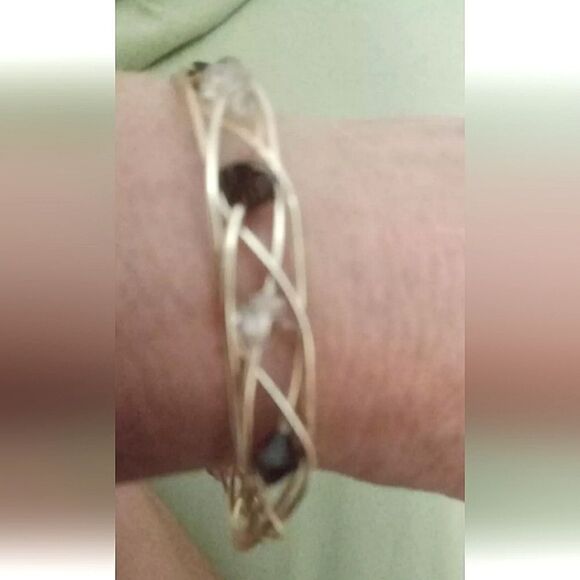 ⭐️5/$25 SALE Handmade cuff Style Wire And Beaded Bracelet. Adjustable. - Picture 1 of 4